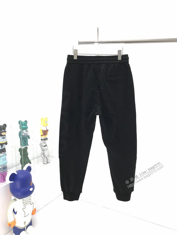 Dior男裝 迪奧秋冬新款側邊打字母印花休閒衛褲  ydi3463